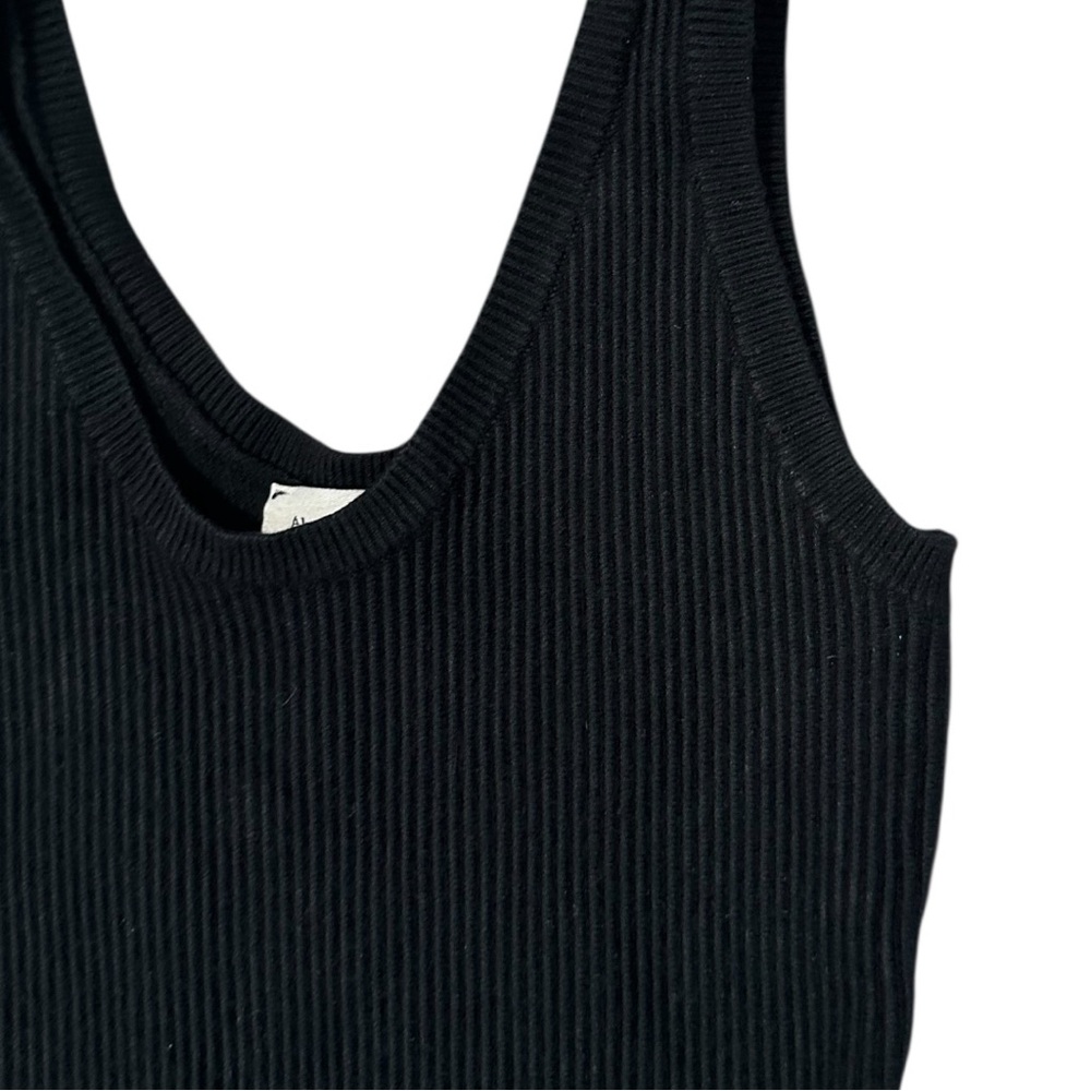 A&F Seamless Rib Fabric Tank Bodysuit - Picture 3 of 5